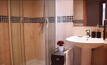 *** Hotel Roomspace Las Tablas Camino De Santiago Madrid España